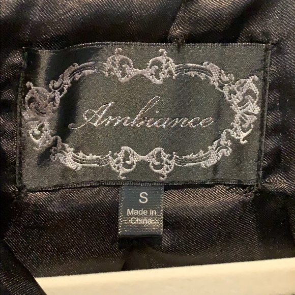 Hooded faux fur bomber jacket by: Ambiance - Picture 9 of 16